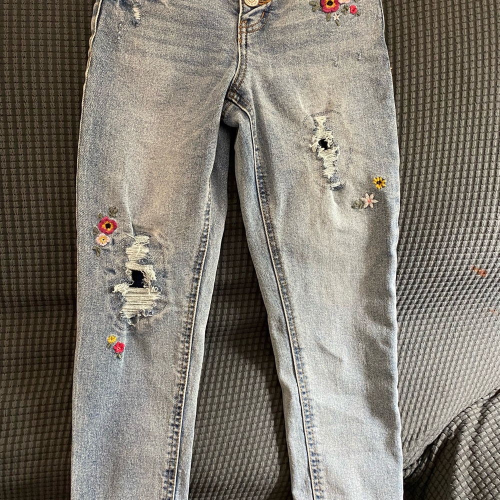 Girls straight leg ripped jeans
